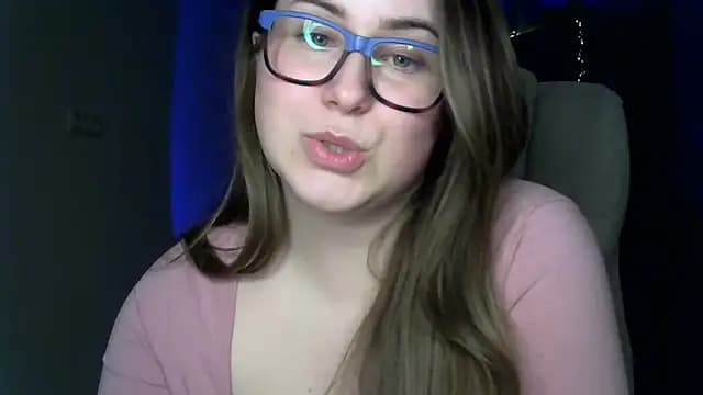 SeasonalSomeone live cam