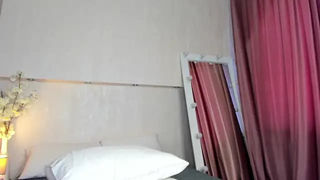 Erika_Carpenter live cam