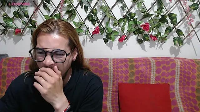 JackyEmma25 live cam on Stripchat