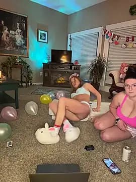 prettyprofessorpeach live cam