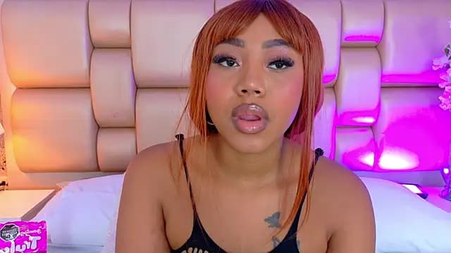 AngelaRoberts live cam