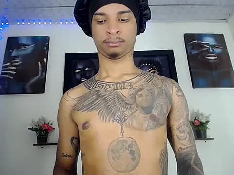 Tatoo_Noah live cam
