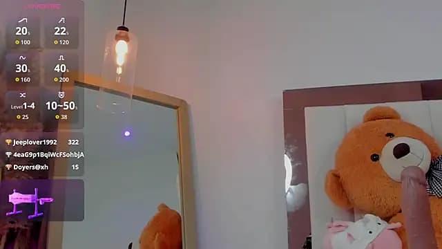 May_Fox_ live cam