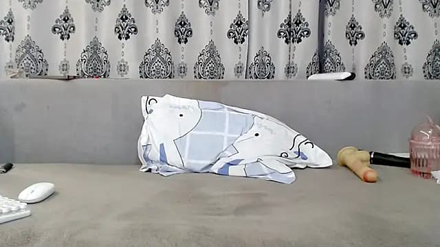 BEST_SQUIRT_XX live cam