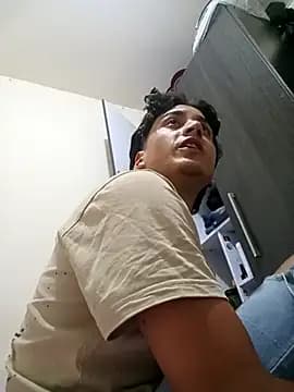 EsmeraldaNaim live cam