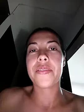 MiaForever1 live cam