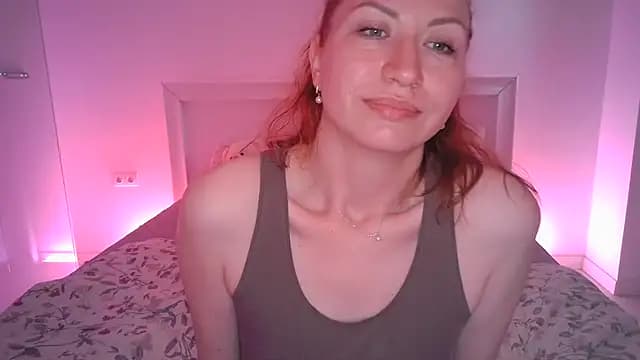 ElenaBrooks live cam