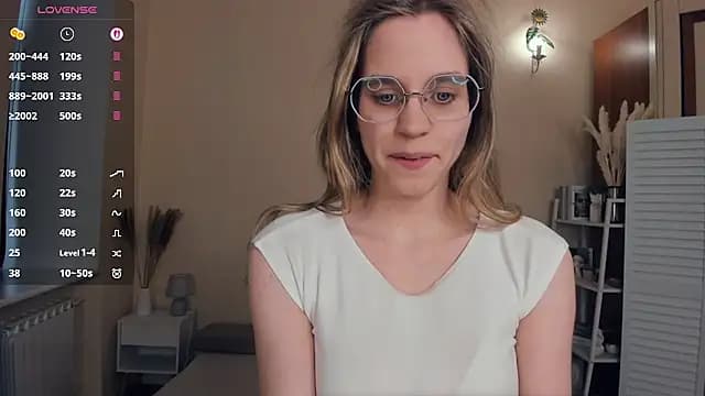 JoanBaggott live cam