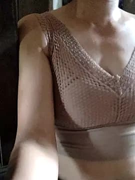 Congee-666 live cam on Stripchat