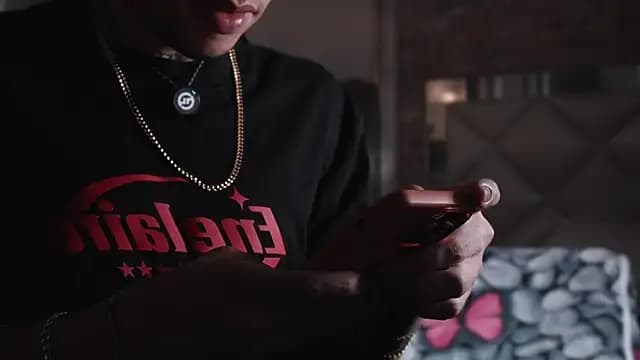 AlphaMasterXxx live cam