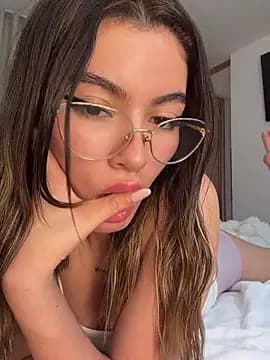 Your_Honeey live cam