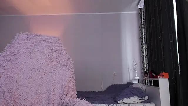 ReddHotPipper live cam