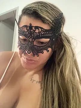 Casadadelicia26 live cam on Stripchat