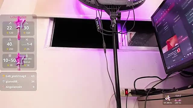 Sophie_whitexxx live cam