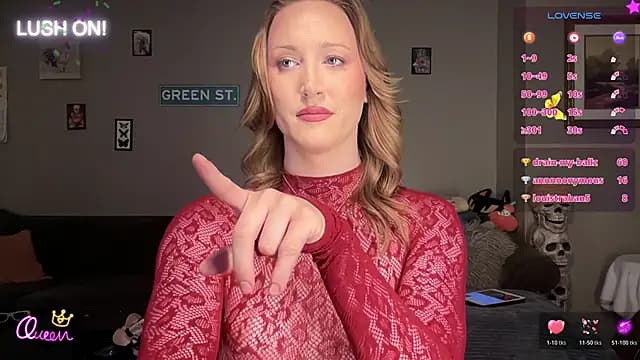 greenxxxqueen live cam on Stripchat