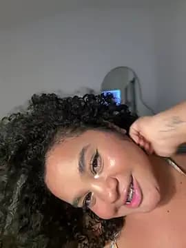 Lucy_wilson5 live cam on Stripchat