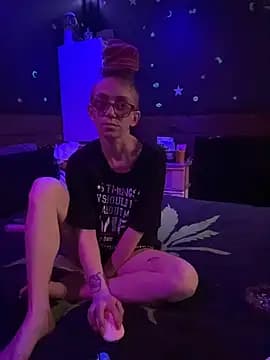 Stonermama666420 live cam