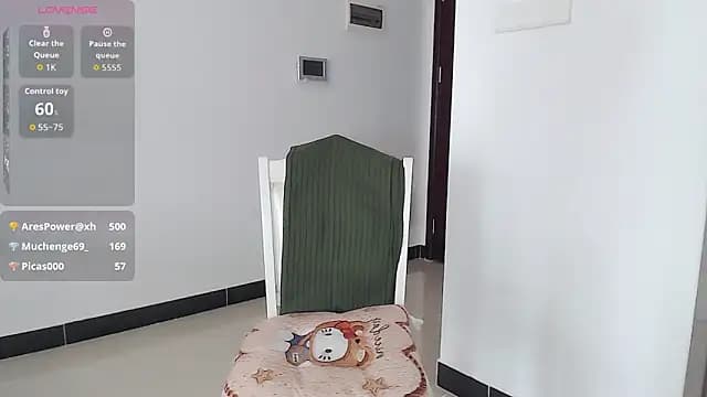 KK-328 live cam on Stripchat