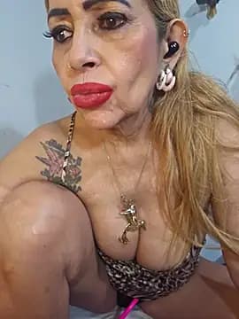 Sweeteangel live cam on Stripchat