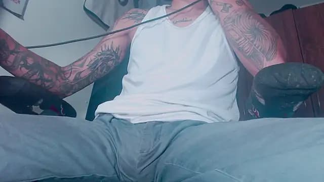 theskateboy live cam