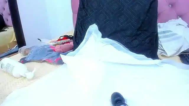 Adrianasex_69x live cam