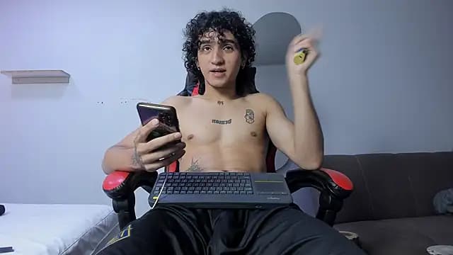 JackesTaylor live cam