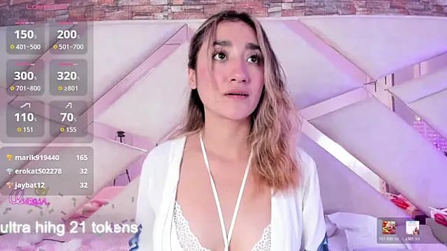 lucy_davies live cam