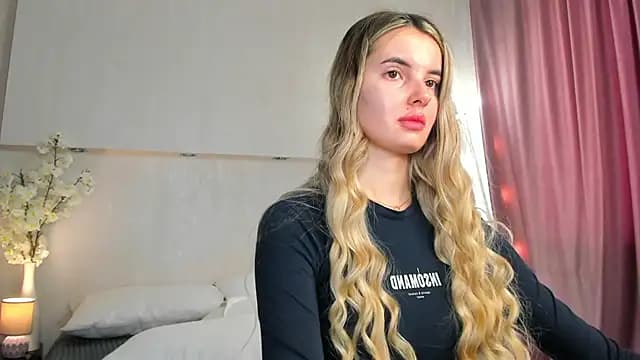 Erika_Carpenter live cam