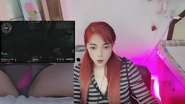 Song_99 live cam on Stripchat