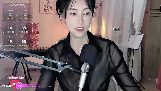 noomi-1111 live cam