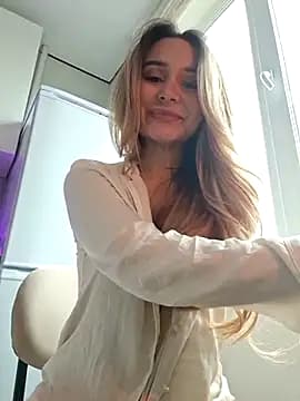 Chloe_Ravens live cam