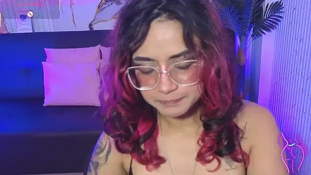 kristen_tay live cam