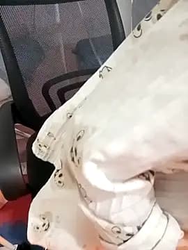 Cherry_Le02 live cam