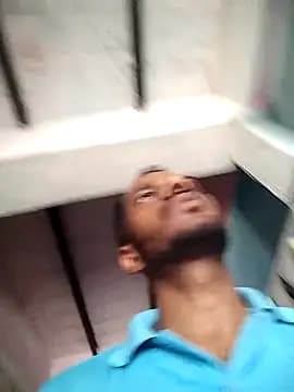 Daddyishere_19 live cam