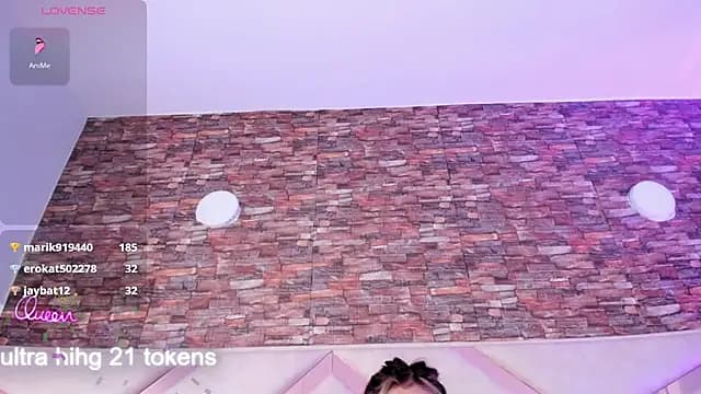 lucy_davies live cam