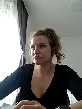 AmaraDavidss live cam