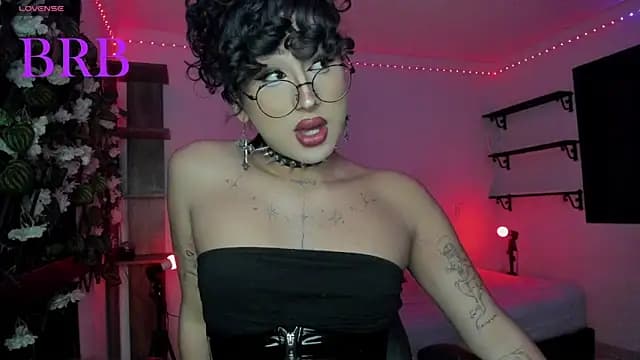 Heka_Prudence live cam
