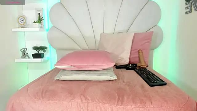 Danielaangelina live cam