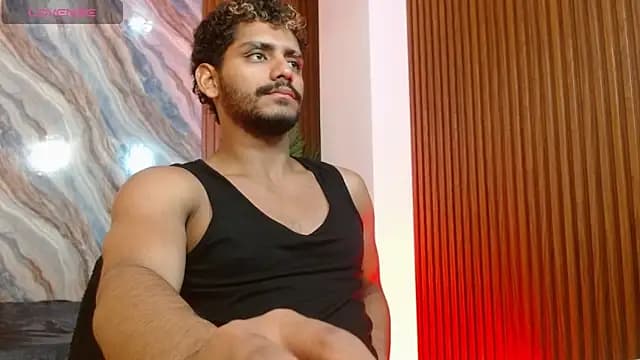 milo_tay live cam on Stripchat