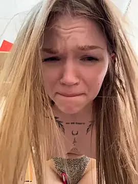 StreetSquirt live cam