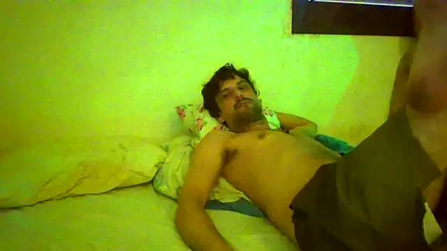 buenocouple live cam