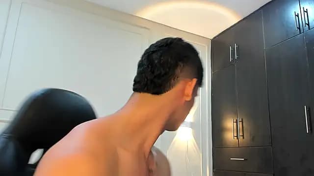 ANDRES_STUD live cam