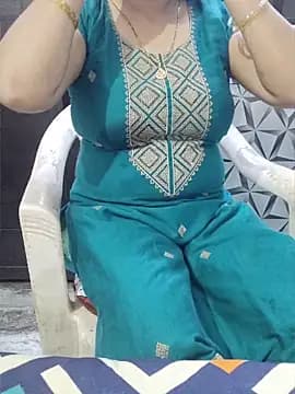 SexybeboX live cam on Stripchat