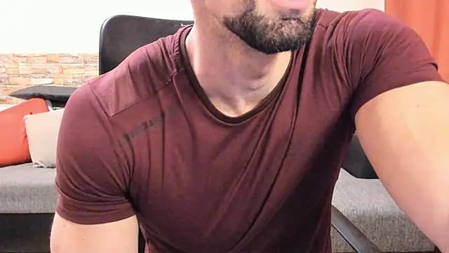 HotHunkTrainer live cam