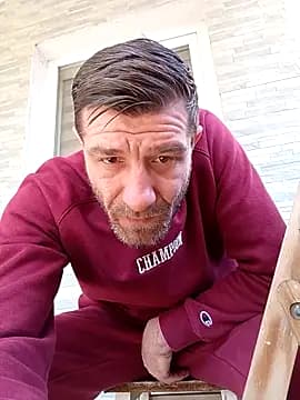 Alexdaniel89 live cam