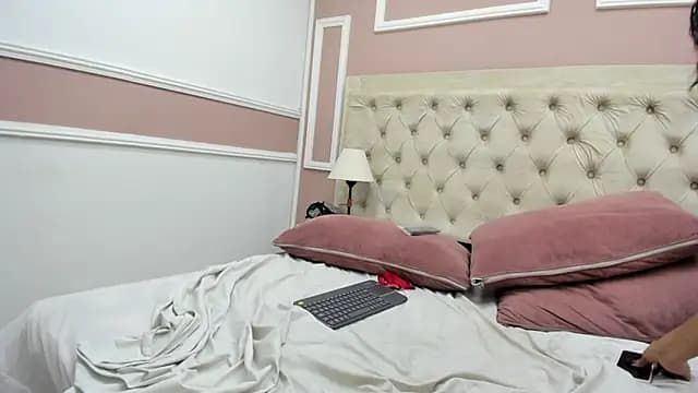 tiffanykanox live cam