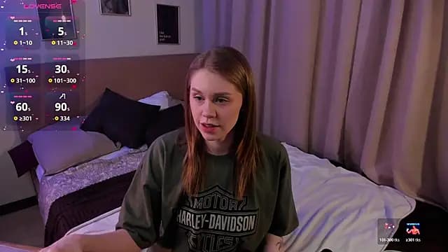 Alison_Doody live cam