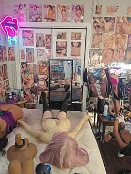 luvs2cumm69 live cam