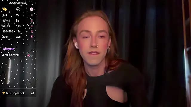 Avril_Pearly_ live cam