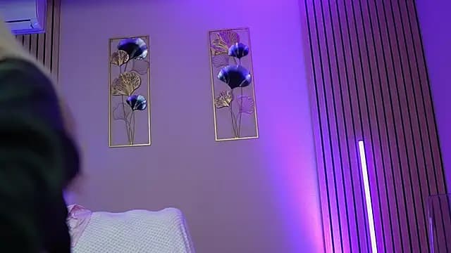 SabrinaJade live cam